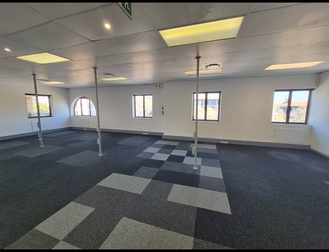 203M² OFFICE TO LET IN RIVONIA